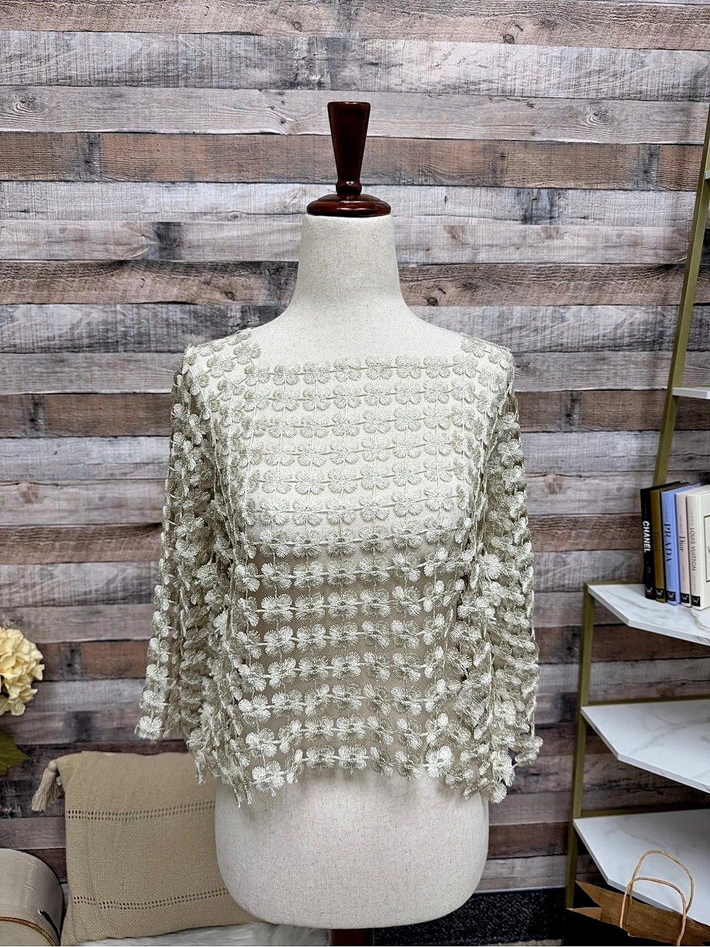 Molly Bracken Premium NWT mesh fine knit cream short sleeve top